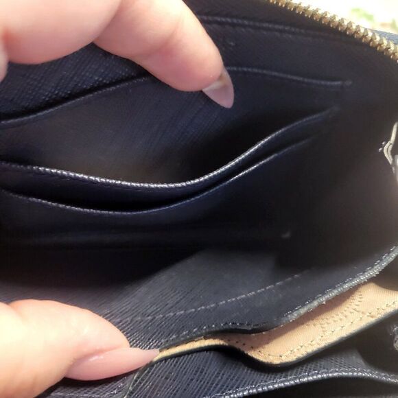 Michael Kors Jet Set Striped Leather Wristlet Navy Blue/White - Picture 5 of 8